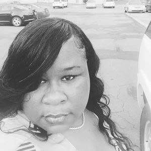 Meet your Posher, Syretta